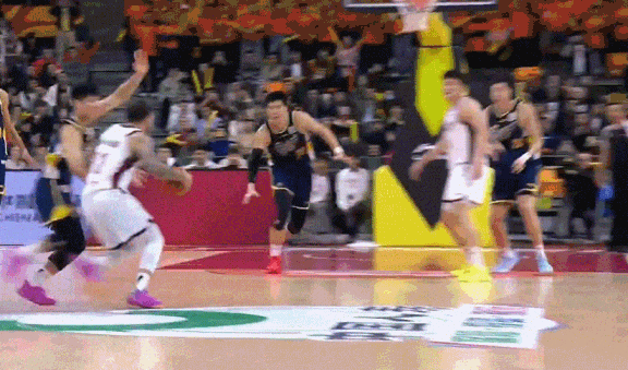 开云APP-CBA还能众筹换帅？|新疆|刘炜|浙江队|新疆俱乐部|新疆男篮_新浪体育_新浪新闻