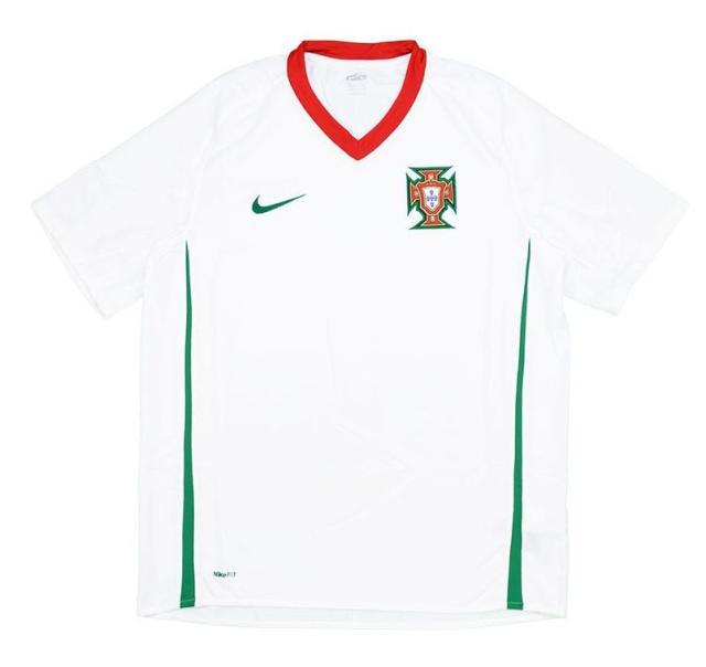 五盾军团球衣百年史 葡萄牙队的哪款球衣最漂亮？